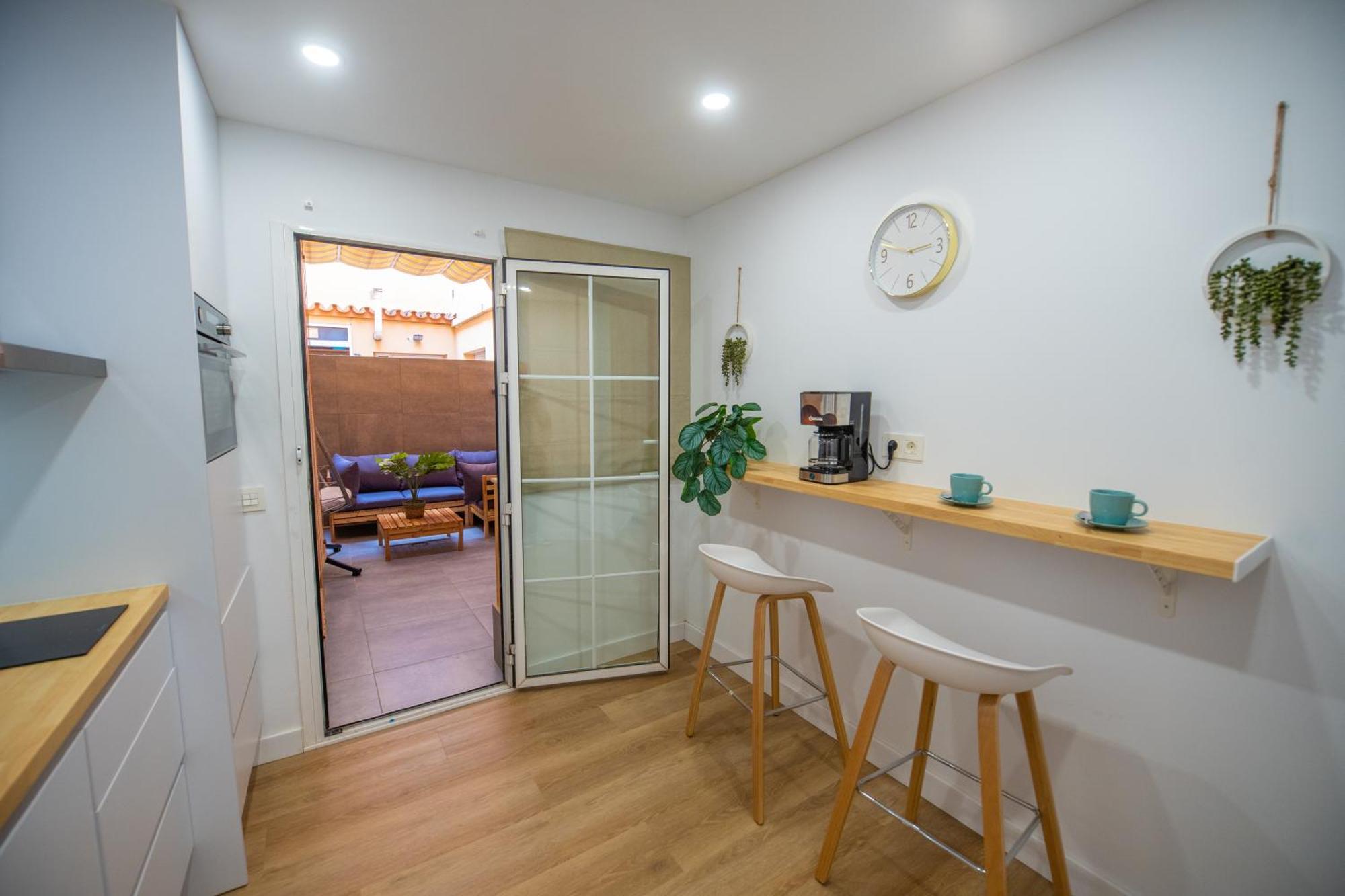 Prensa & Nice Courtyard By Ele Apartments Malaga Bagian luar foto